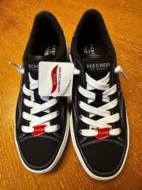 Skechers Arcade Arch Fit Arcata